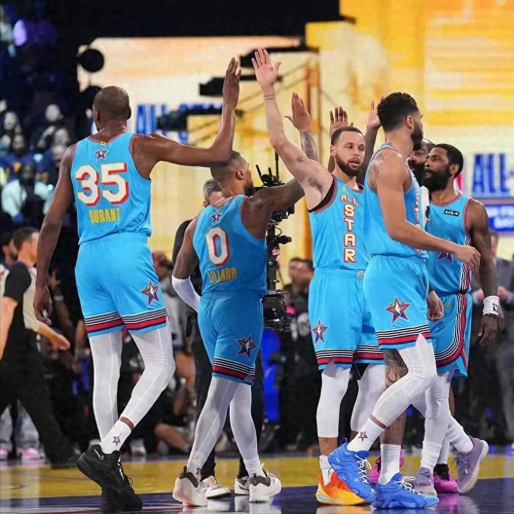 近15年NBA季后赛最佳球员：詹姆斯统治7年，库里22年逆天改命(nba季后赛最有价值球员)